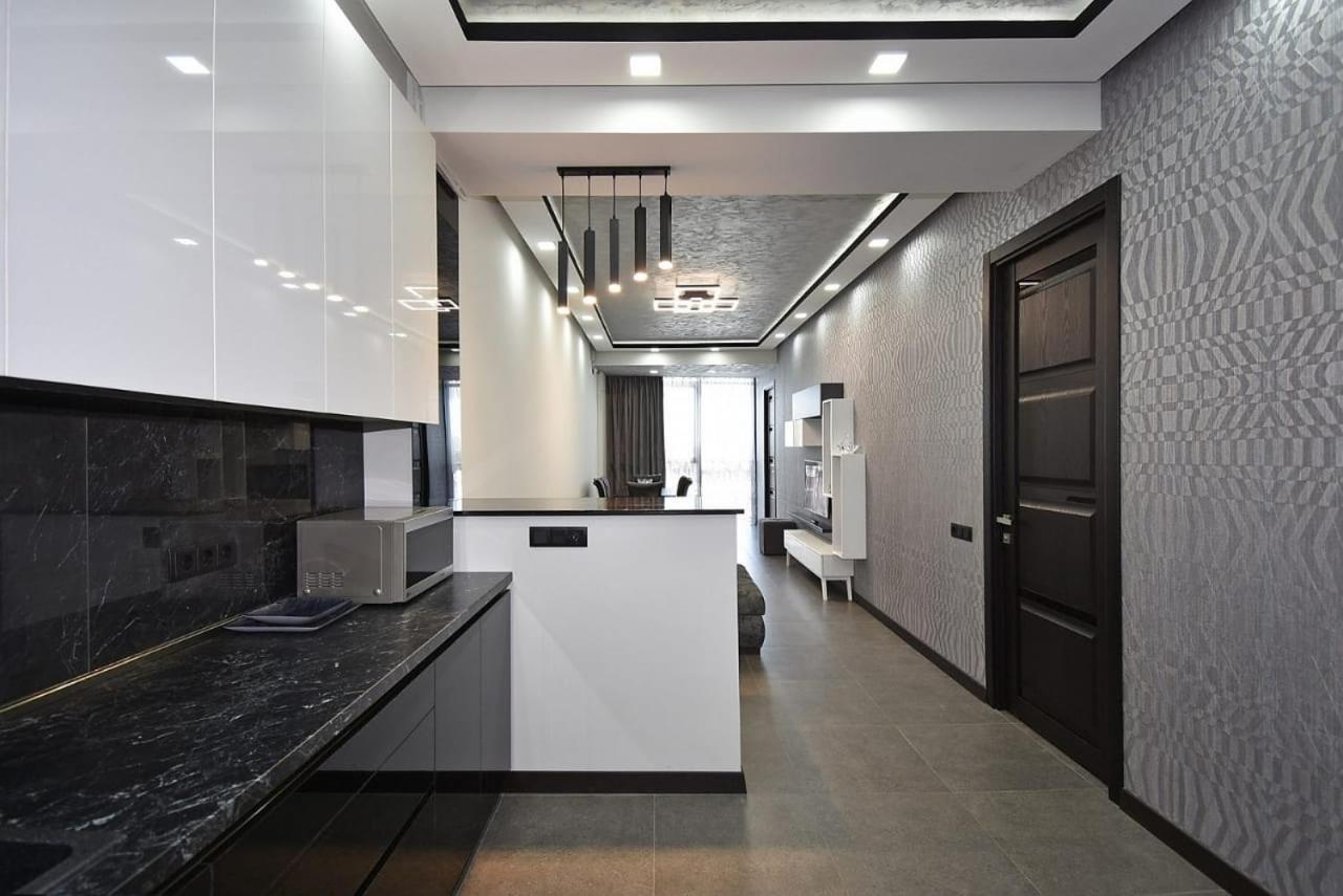 Luxuary 2Bedroom 2 Bathroom Apartment With Jacuzzi Ереван Екстериор снимка