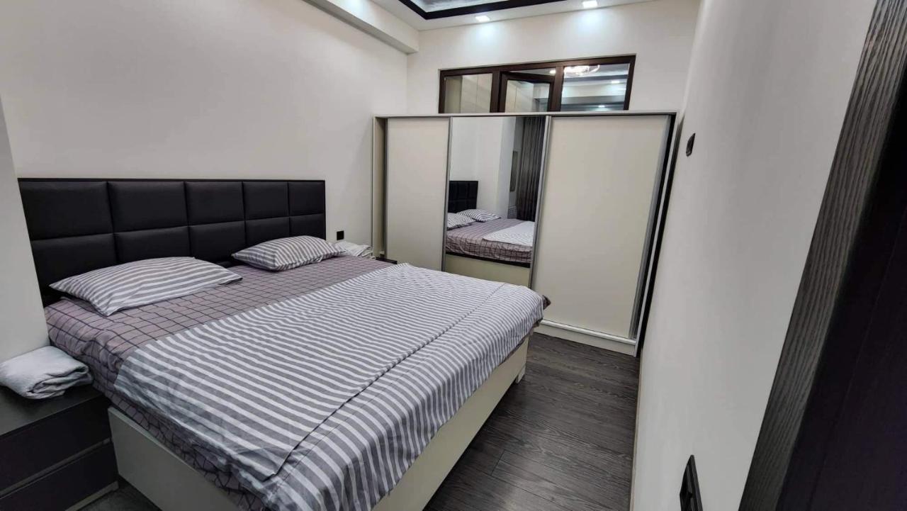 Luxuary 2Bedroom 2 Bathroom Apartment With Jacuzzi Ереван Екстериор снимка